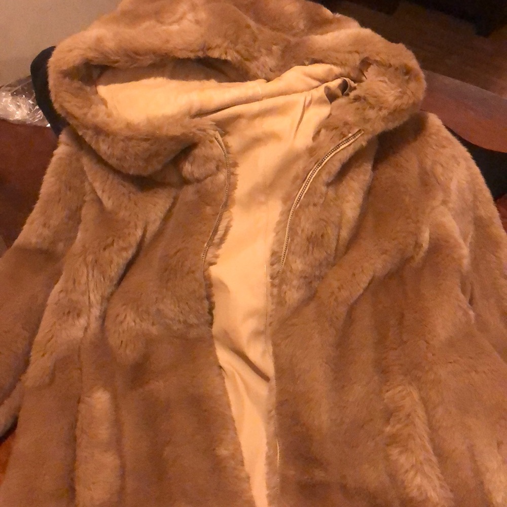 Nice jacket - Picture 2 of 2